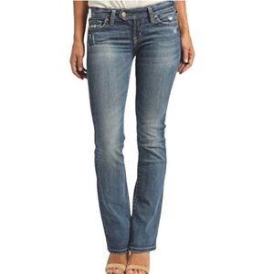 Silver “Tina” Slim Fit Flare Mid Rise Stretchy Figure Flattering Jeans Size 32